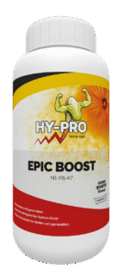 HY-PRO Epic Boost, een voedingssupplement voor hydrocultuur, stimuleert de celgeneratie met een NPK-verhouding van 1-8-7. De verpakking bevat een fles van 1 liter, vervaardigd uit kunststof. Dit product is speciaal ontwikkeld om de groei van planten in een hydrocultuursysteem te optimaliseren, met gebruik van superfosfaat voor verbeterde celproductie. De kleuren op de verpakking zijn helder geel, rood en wit, met opvallende grafische elementen die de merkidentiteit benadrukken.