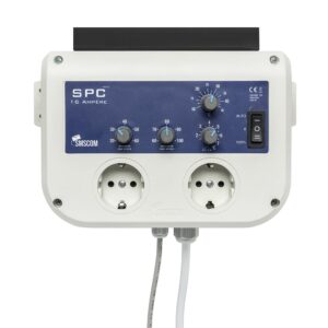 Spanningsregelaar met twee aansluiting voor stekkers, ontworpen voor een vermogen van 16 ampère. Voorzien van een blauwe bedieningspaneel met verstelbare snelheid voor ventilatoren en temperatuurinstellingen. Gelabeld met duidelijke schaalverdelingen voor gebruiksgemak. Constructie van duurzaam materiaal gericht op energie-efficiëntie en gebruik in een omgeving waar temperatuurregeling essentieel is. Geschikt voor verschillende toepassingen in de tuinbouw en elektrische apparatuur.